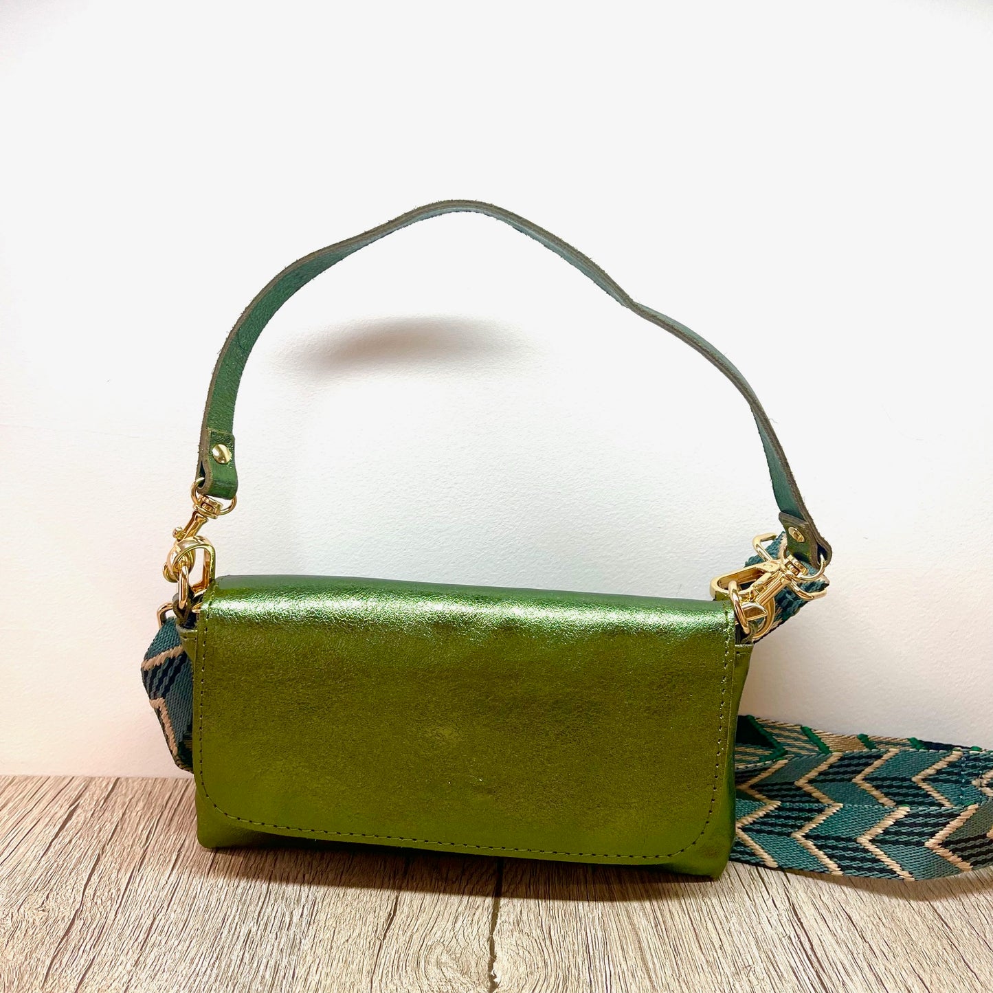 Bolso verde metalizado