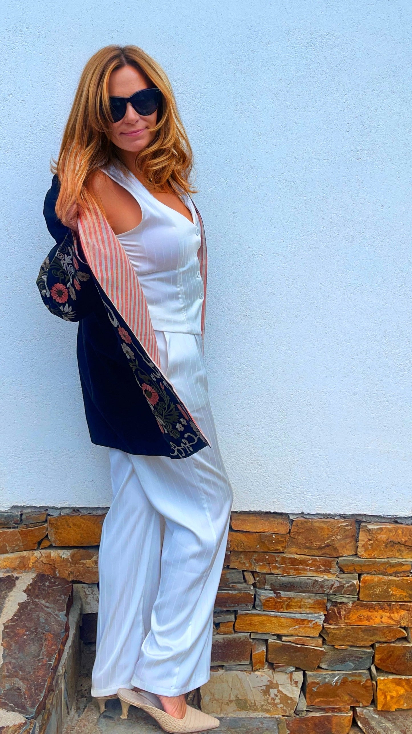 Chaqueta Suzani negra